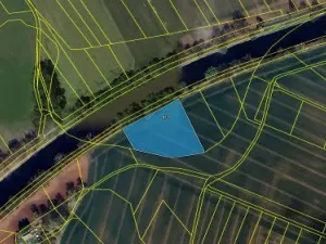 Prodej podílu pole, Jaroměř, 1602 m2