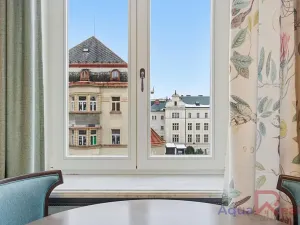 Prodej bytu 2+kk, Karlovy Vary, Svahová, 69 m2