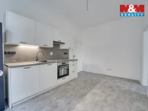 Pronájem bytu 2+kk, Plzeň - Doudlevce, Šípková, 47 m2