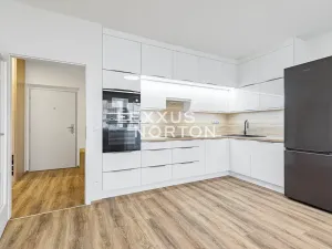 Prodej bytu 2+kk, Praha - Kbely, Sedlářova, 52 m2