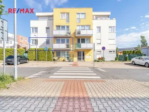 Pronájem bytu 3+kk, Jesenice, V Roháči I., 62 m2