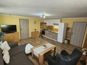 Prodej rodinného domu, Kamenice nad Lipou, Dobšova, 87 m2