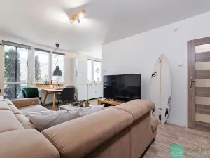 Prodej bytu 2+1, Osek, Hrdlovská, 52 m2