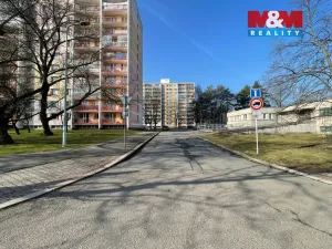 Prodej garáže, Pardubice, kpt. Bartoše, 17 m2