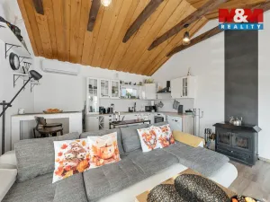 Prodej rodinného domu, Huntířov, 207 m2