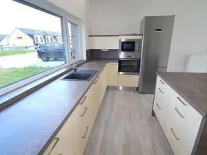 Pronájem bytu 5+kk, Vestec, Erbenova, 140 m2