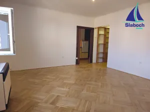 Pronájem bytu 1+1, Praha - Holešovice, Na Maninách, 37 m2