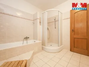 Pronájem rodinného domu, Luká - Střemeníčko, 262 m2