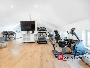 Prodej rodinného domu, Praha - Horní Počernice, Na Myšině, 327 m2