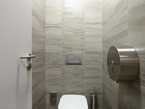 Pronájem kanceláře, Praha - Vinohrady, Šafaříkova, 123 m2