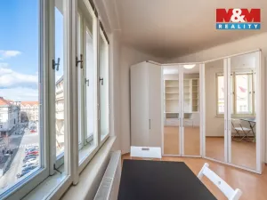 Pronájem bytu 1+kk, Praha - Dejvice, Kafkova, 33 m2