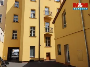 Pronájem obchodního prostoru, Praha - Nusle, Táborská, 81 m2