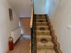 Prodej vily, Svárov, 326 m2