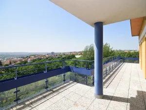 Pronájem bytu 5+kk, Praha - Libeň, Nad Okrouhlíkem, 186 m2