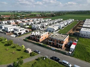 Prodej bytu 4+kk, Praha - Březiněves, Zvěřinových, 153 m2