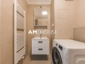 Pronájem bytu 1+kk, Praha, Laponská, 34 m2