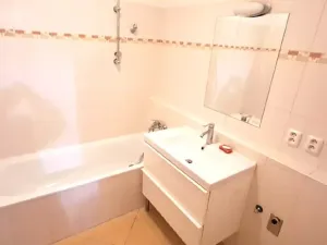 Pronájem bytu 2+kk, Praha - Čakovice, Marty Krásové, 52 m2