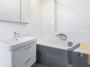 Prodej bytu 4+kk, Praha - Ruzyně, Drnovská, 96 m2