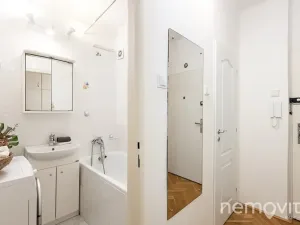 Prodej bytu 1+kk, Praha - Braník, Jeremenkova, 28 m2