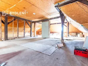 Prodej podílu rodinného domu, Chabařovice, 333 m2