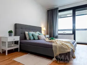 Prodej bytu 2+kk, Praha - Holešovice, Argentinská, 69 m2