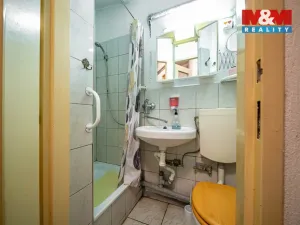 Prodej rodinného domu, Nové Město nad Metují - Krčín, 1. máje, 205 m2