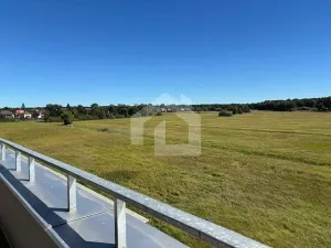 Pronájem bytu 2+kk, Třeboň - Třeboň II, Dukelská, 75 m2