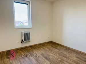 Pronájem rodinného domu, Praha - Uhříněves, Vlárská, 100 m2