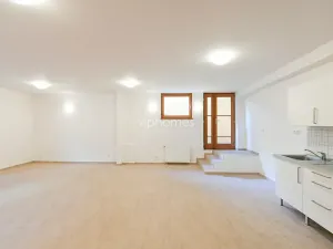 Pronájem vily, Praha - Jinonice, U dětského hřiště, 350 m2