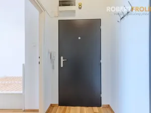 Pronájem bytu 2+kk, Praha - Břevnov, Patočkova, 40 m2