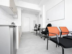 Pronájem kanceláře, Praha - Vinohrady, Jičínská, 32 m2