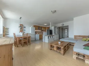 Prodej bytu 4+kk, Dobrovice, Husova ulice, 85 m2