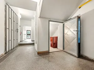 Pronájem bytu 1+1, Praha - Žižkov, Čajkovského, 36 m2