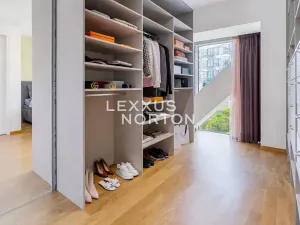 Prodej atypického bytu, Praha - Smíchov, Kobrova, 134 m2