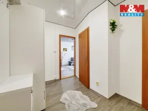 Prodej bytu 2+1, Bukovany, 51 m2