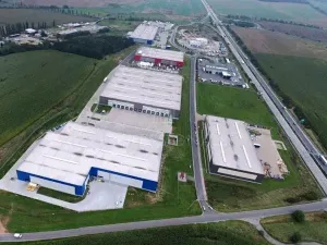 Pronájem skladu, Nýřany, U Mexika, 5460 m2