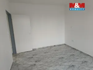 Pronájem bytu 3+kk, Bělá pod Bezdězem, Masarykovo náměstí, 80 m2