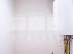 Pronájem obchodního prostoru, Hradec Králové, Švehlova, 61 m2