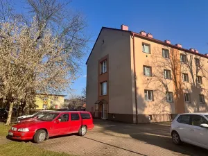 Prodej bytu 1+1, Rybitví, Čapkova, 32 m2