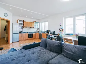 Prodej rodinného domu, Pardubice - Doubravice, 390 m2