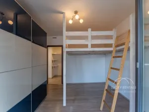 Pronájem bytu 2+kk, Praha - Kamýk, Freiwaldova, 43 m2