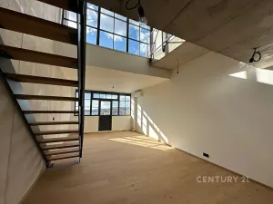 Prodej bytu 2+kk, Praha - Vysočany, Kolbenova, 60 m2
