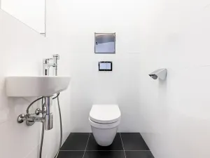 Prodej bytu 2+kk, Praha - Malešice, Počernická, 67 m2