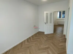 Pronájem bytu 2+kk, Ostrava, Myslbekova, 43 m2