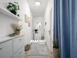 Prodej bytu 3+kk, Hostouň, U Tvrze, 70 m2