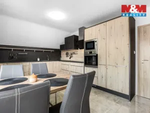 Prodej rodinného domu, Očihov, 280 m2