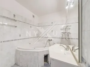 Prodej rodinného domu, Praha - Kyje, Stulíková, 375 m2