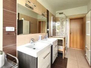 Prodej rodinného domu, Ostrava - Poruba, V Zahradách, 285 m2