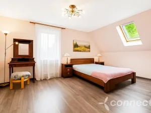 Prodej rodinného domu, Praha - Uhříněves, Vachkova, 240 m2