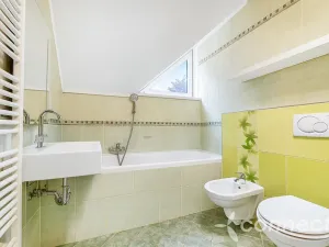 Prodej rodinného domu, Praha - Uhříněves, Vachkova, 240 m2